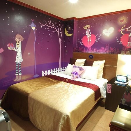 Golden Swallow Hotel Hsinchu Extérieur photo