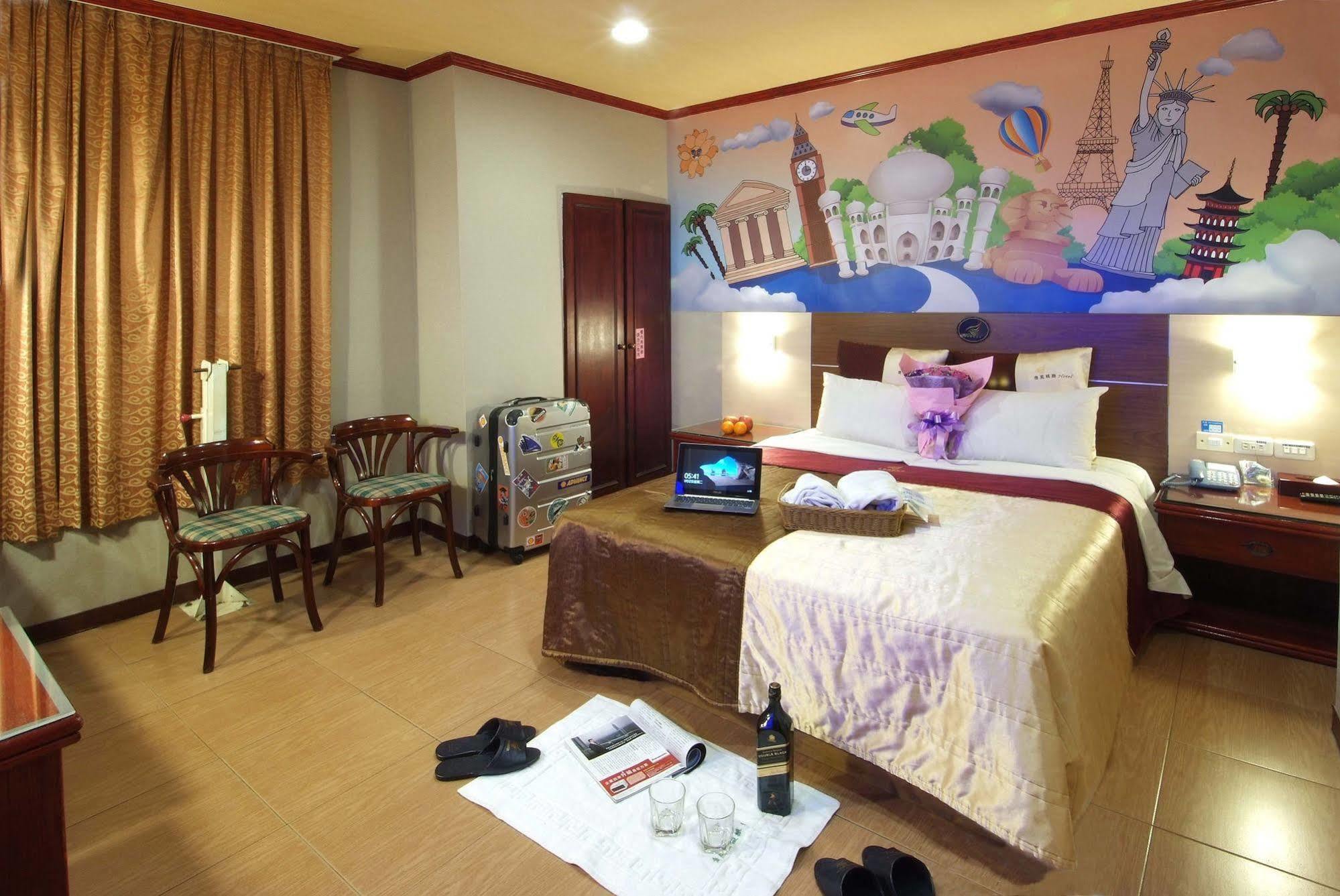 Golden Swallow Hotel Hsinchu Extérieur photo